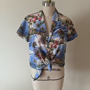 Hawaiian print tie-front blouse